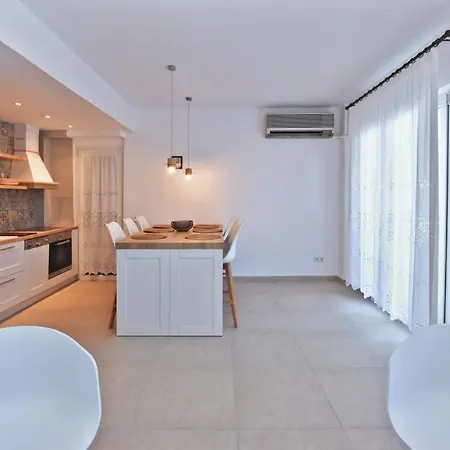 Sofia's Village Holiday home *